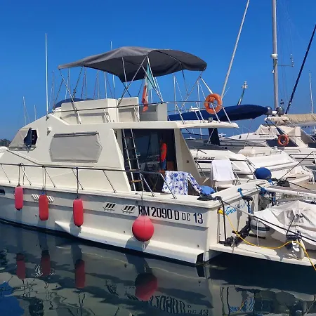 Botel On Peppe *